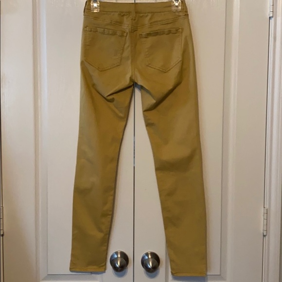 Mudd skinny fit size 3 FLX stretch color mustard - Picture 3 of 12